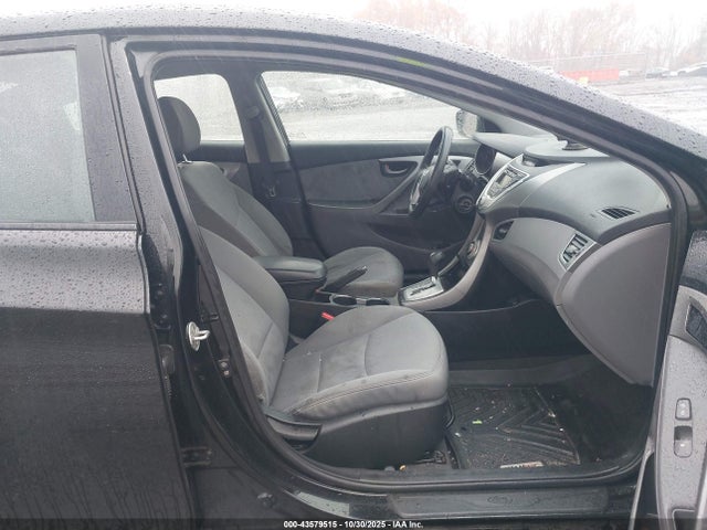 2011 HYUNDAI ELANTRA 5NPDH4AE7BH002667 Photo 4