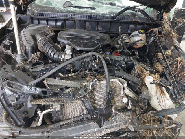 2017 CADILLAC XT5 1GYKNBRS9HZ252633 Photo 9