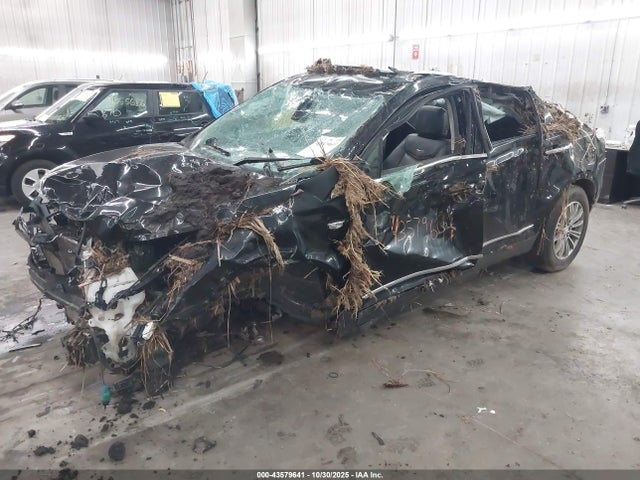 2017 CADILLAC XT5 1GYKNBRS9HZ252633 Photo 1