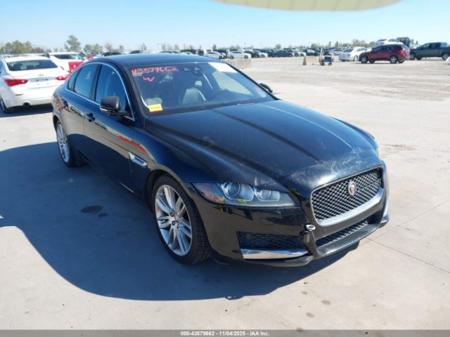 2016 JAGUAR XF SAJBE4BV7GCY02890