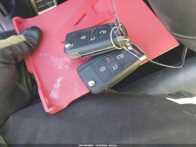 2020 VOLKSWAGEN GOLF GTI 3VW5T7AU0LM010520 Photo 10