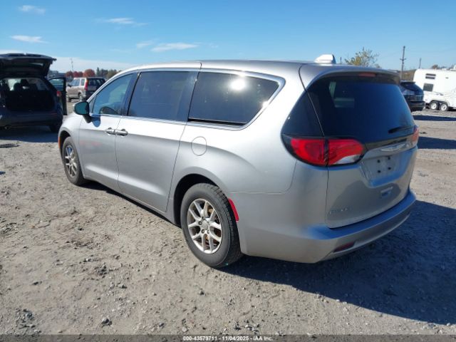 2017 CHRYSLER PACIFICA 2C4RC1DG0HR663808 Photo 2