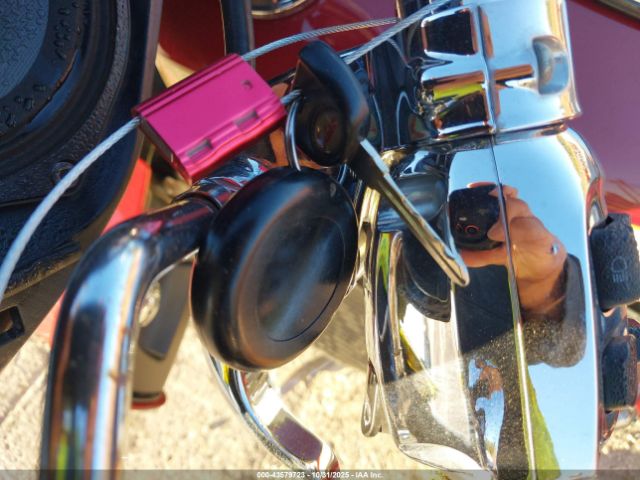 2015 INDIAN MOTORCYCLE CO. ROADMASTER 56KTRAAA8F3323259 Photo 10