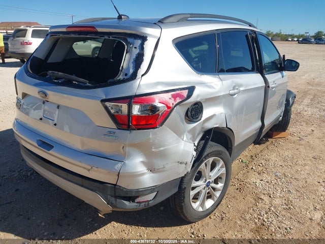 Продаж на аукціоні авто 2017 Ford Escape Se, vin: 1FMCU0G90HUE73399, номер лоту: 43579732
