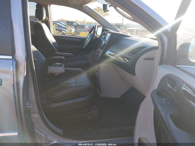 2016 CHRYSLER TOWN & COUNTRY 2C4RC1BG1GR292157 Photo 4