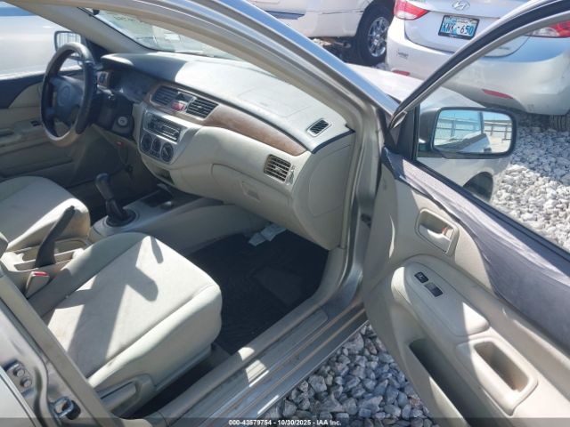 2005 MITSUBISHI LANCER JA3AJ26E55U009601 Photo 4