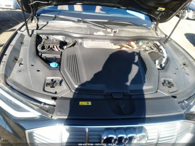 2022 AUDI E-TRON WA1AAAGE0NB004791 Photo 9
