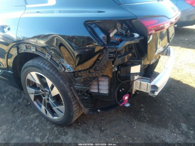 2022 AUDI E-TRON WA1AAAGE0NB004791 Photo 5
