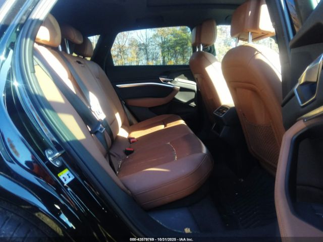 2022 AUDI E-TRON WA1AAAGE0NB004791 Photo 7