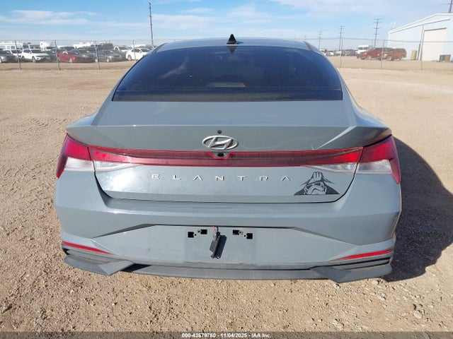 KMHLM4AG1MU065938 Hyundai ELANTRA SEL