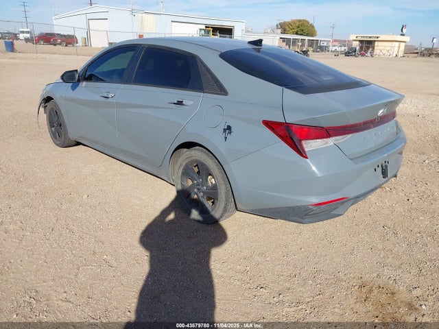 KMHLM4AG1MU065938 Hyundai ELANTRA SEL