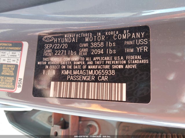 KMHLM4AG1MU065938 Hyundai ELANTRA SEL
