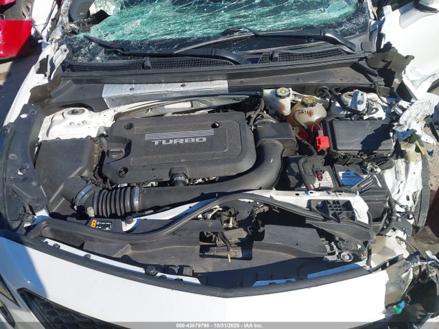 2019 CADILLAC XT4 1GYFZER45KF128781 Photo 9