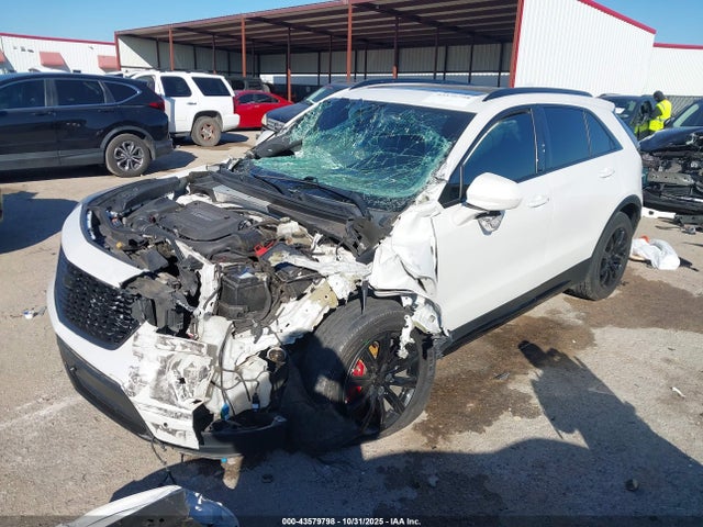 2019 CADILLAC XT4 1GYFZER45KF128781 Photo 1