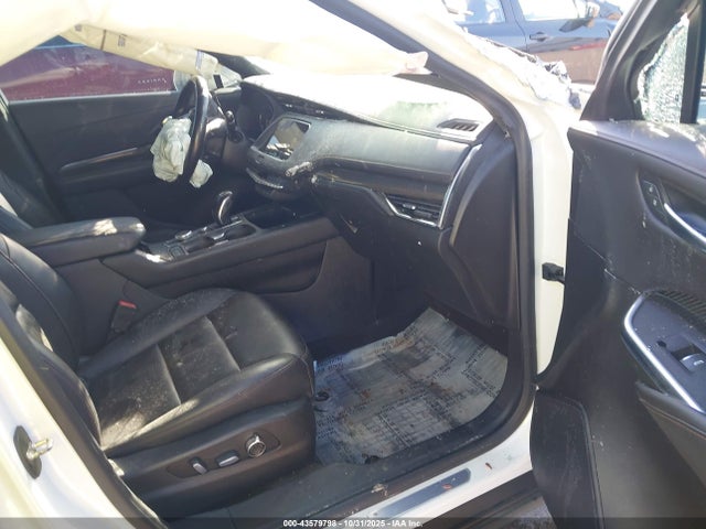 2019 CADILLAC XT4 1GYFZER45KF128781 Photo 4