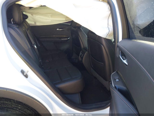 2019 CADILLAC XT4 1GYFZER45KF128781 Photo 7
