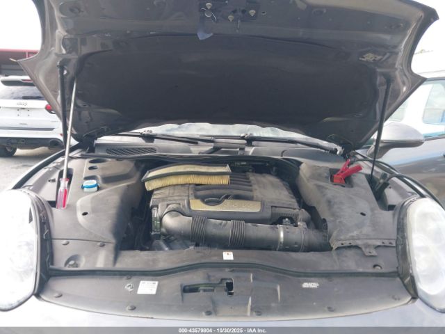 2016 PORSCHE CAYENNE WP1AA2A26GKA09005 Photo 9