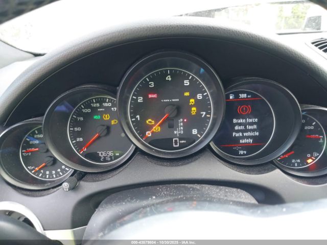 2016 PORSCHE CAYENNE WP1AA2A26GKA09005 Photo 6