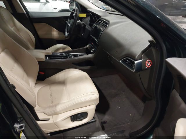 2018 JAGUAR F-PACE SADCK2FN9JA283889 Photo 4