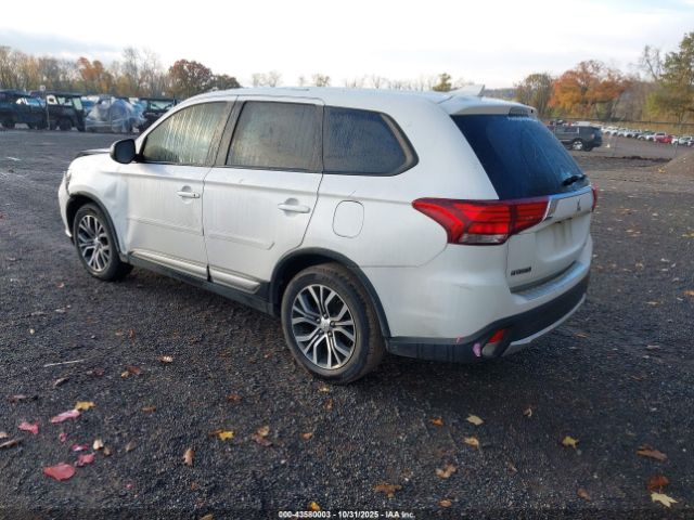 2017 MITSUBISHI OUTLANDER JA4AD2A36HZ023751 Photo 2