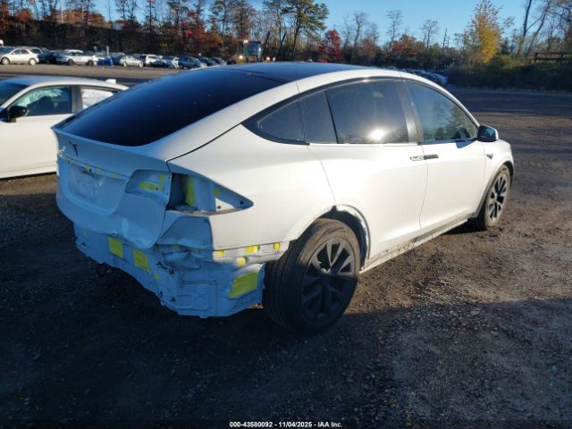 2023 TESLA MODEL X 7SAXCBE5XPF375575 Photo 3