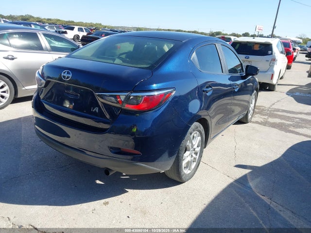 3MYDLBZV1GY113704 Scion p5v