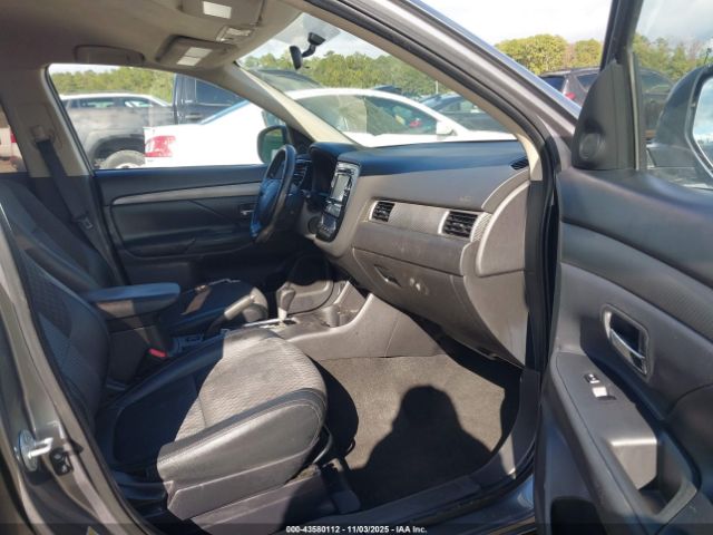 2015 MITSUBISHI OUTLANDER JA4AZ3A33FZ012243 Photo 4