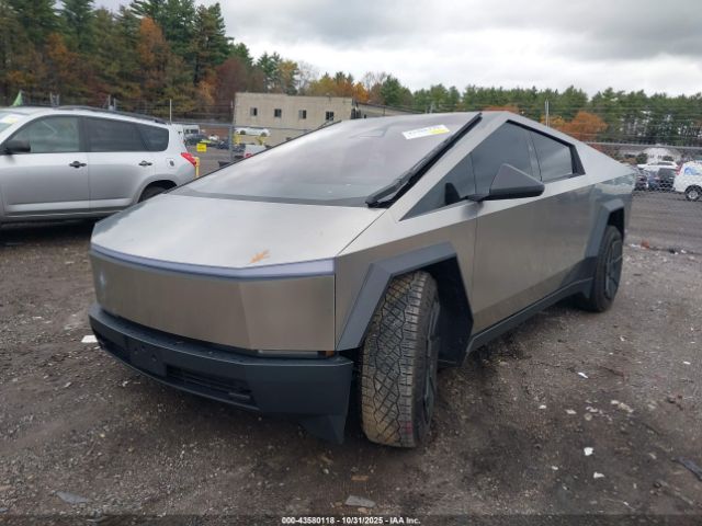 2025 TESLA CYBERTRUCK 7G2CEHED7SA077617 Photo 1
