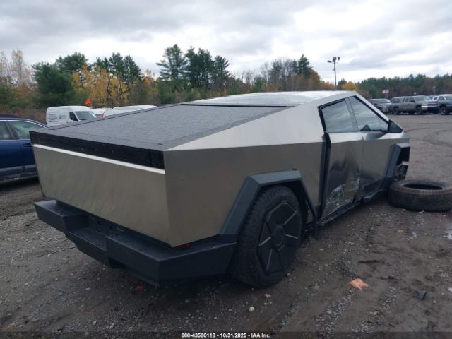 2025 TESLA CYBERTRUCK 7G2CEHED7SA077617 Photo 3