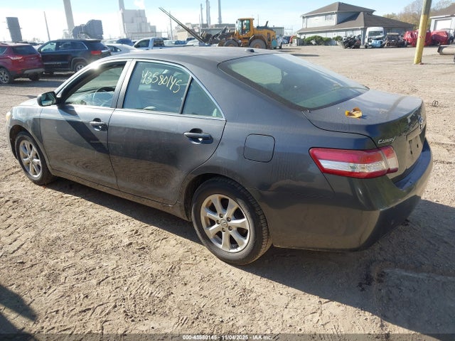 2011 Toyota Camry Le მანქანა იყიდება აუქციონზე, vin: 4T1BF3EK6BU687365, აუქციონის ნომერი: 43580145