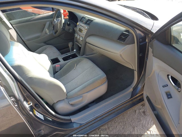 2011 Toyota Camry Le მანქანა იყიდება აუქციონზე, vin: 4T1BF3EK6BU687365, აუქციონის ნომერი: 43580145