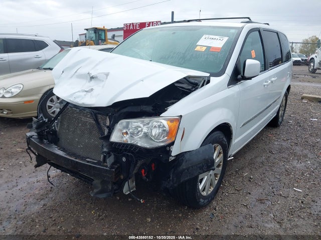 2014 Chrysler Town & Country Touring მანქანა იყიდება აუქციონზე, vin: 2C4RC1BG0ER395194, აუქციონის ნომერი: 43580152