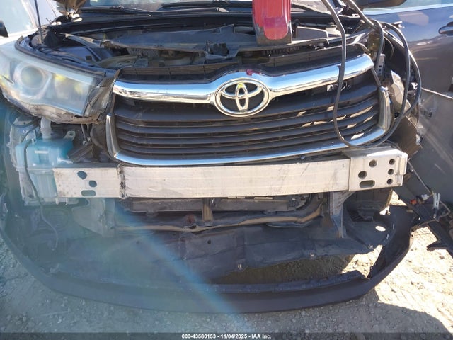 5TDZKRFH2FS067787 Toyota Highlander Le V6