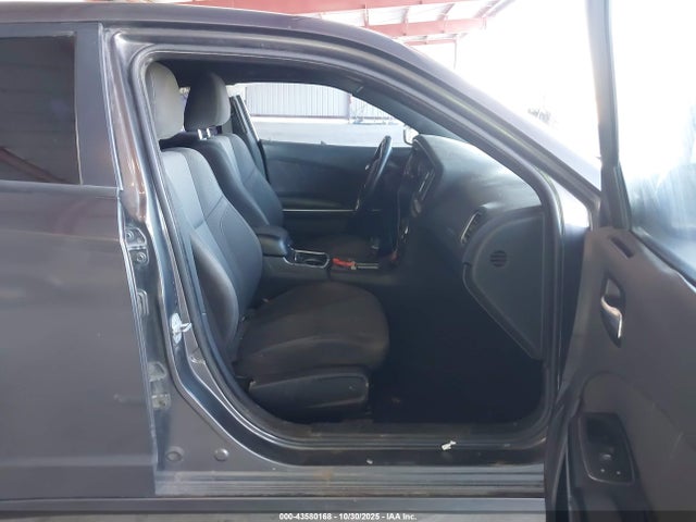 43580168 :رقم المزاد ، 2C3CDXBG5KH643855 vin ، 2019 Dodge Charger Sxt Rwd مزاد بيع