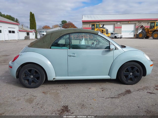 43580200 :رقم المزاد ، 3VWRF31Y66M307588 vin ، 2006 Volkswagen New Beetle 2.5 مزاد بيع