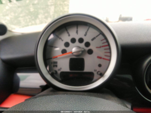 2008 MINI COOPER S CLUBMAN WMWMM33598TP71255 Photo 6