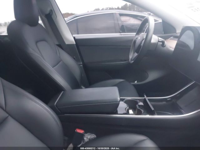2021 TESLA MODEL Y 5YJYGDEF5MF073116 Photo 4
