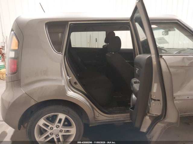 Продажа на аукционе авто 2010 Kia Soul +, vin: KNDJT2A28A7141687, номер лота: 43580296