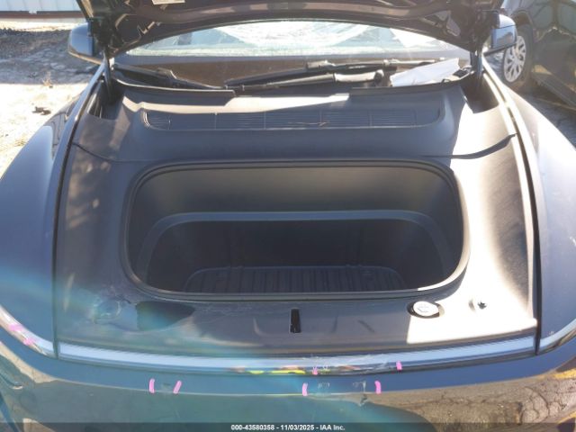 2026 TESLA MODEL Y 7SAYGDEE7TA391681 Photo 9