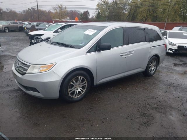 2011 HONDA ODYSSEY 5FNRL5H65BB026134 Photo 1