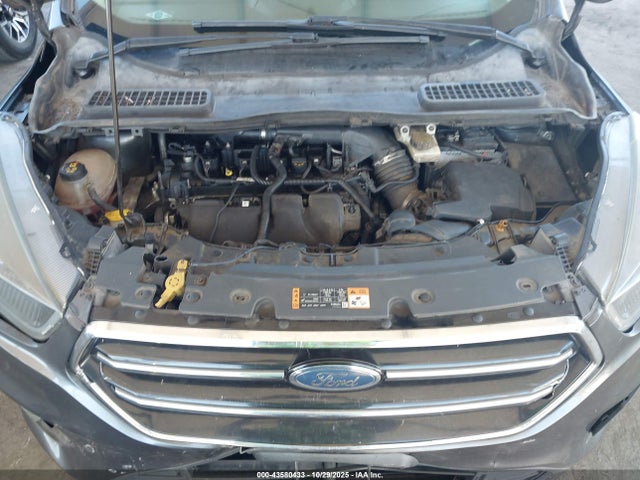 Ford ESCAPE SE 2017 1FMCU0G91HUC11259 Image 10