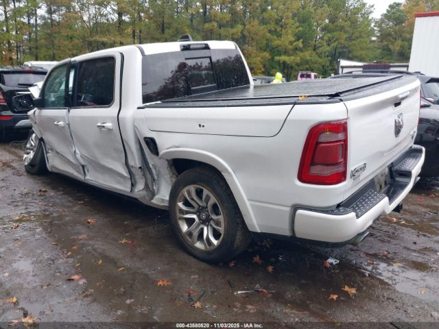 2022 RAM 1500 1C6SRFKTXNN137098 Photo 2