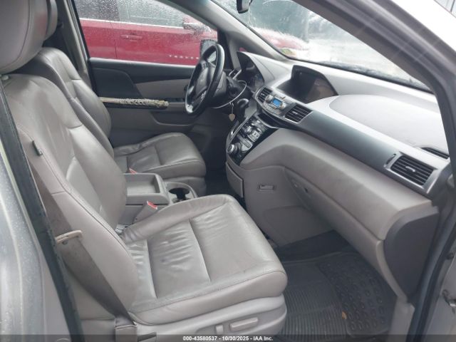 2011 HONDA ODYSSEY 5FNRL5H69BB077118 Photo 4