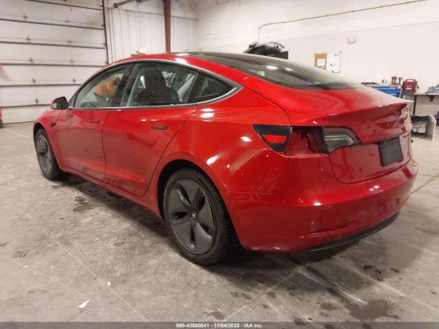 2018 TESLA MODEL 3 5YJ3E1EA8JF037757 Photo 2