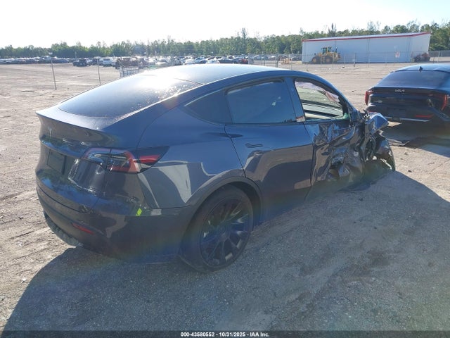 Продаж на аукціоні авто 2023 Tesla Model Y Awd/long Range Dual Motor All-wheel Drive, vin: 7SAYGDEEXPA185809, номер лоту: 43580552