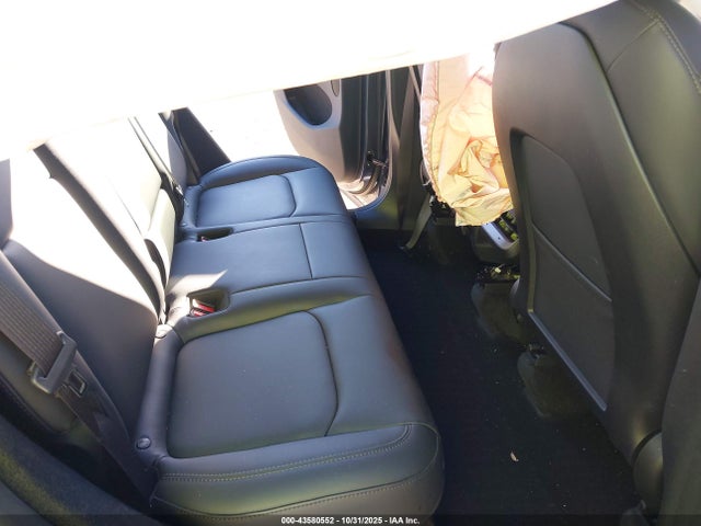 Продаж на аукціоні авто 2023 Tesla Model Y Awd/long Range Dual Motor All-wheel Drive, vin: 7SAYGDEEXPA185809, номер лоту: 43580552