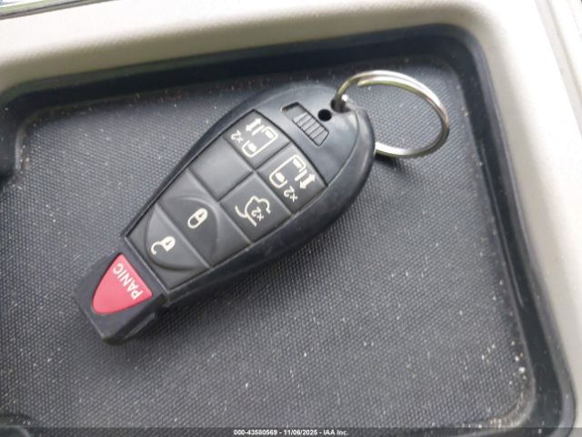 2013 CHRYSLER TOWN & COUNTRY 2C4RC1BG1DR517995 Photo 10