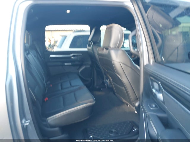 Продаж на аукціоні авто 2024 Ram 1500 Laramie  4x4 5'7 Box, vin: 1C6SRFJT9RN148844, номер лоту: 43580586