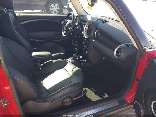 2011 MINI COOPER S WMWSV3C51BTY14837 Photo 4