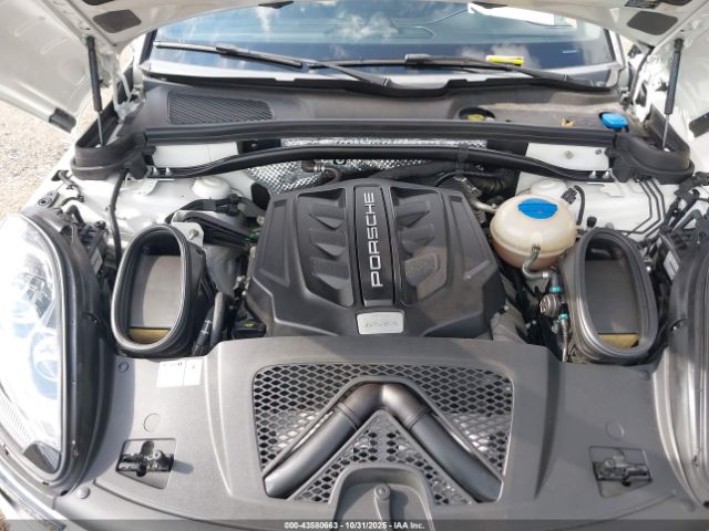2018 PORSCHE MACAN WP1AB2A56JLB35793 Photo 9